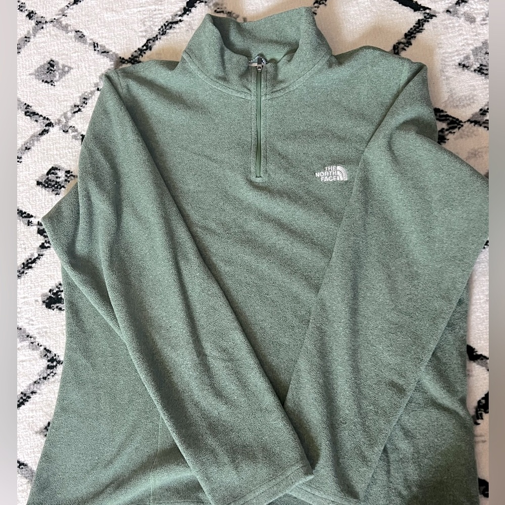 Quarter zip fleece